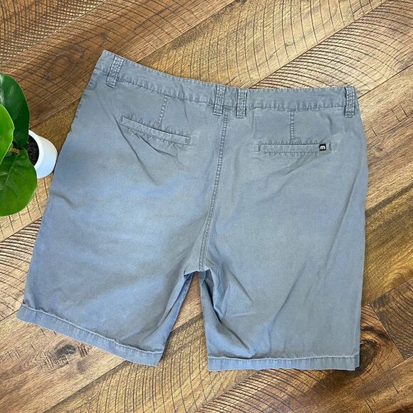 TRAVIS MATHEW cargo khaki shorts 38 - Picture 2 of 6